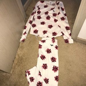 Victoria’s Secret Pink pjs